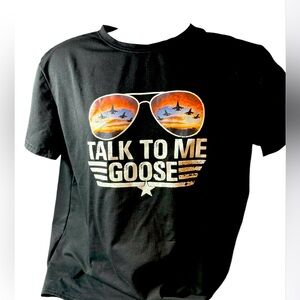 Talk To Me Goose black tee xl